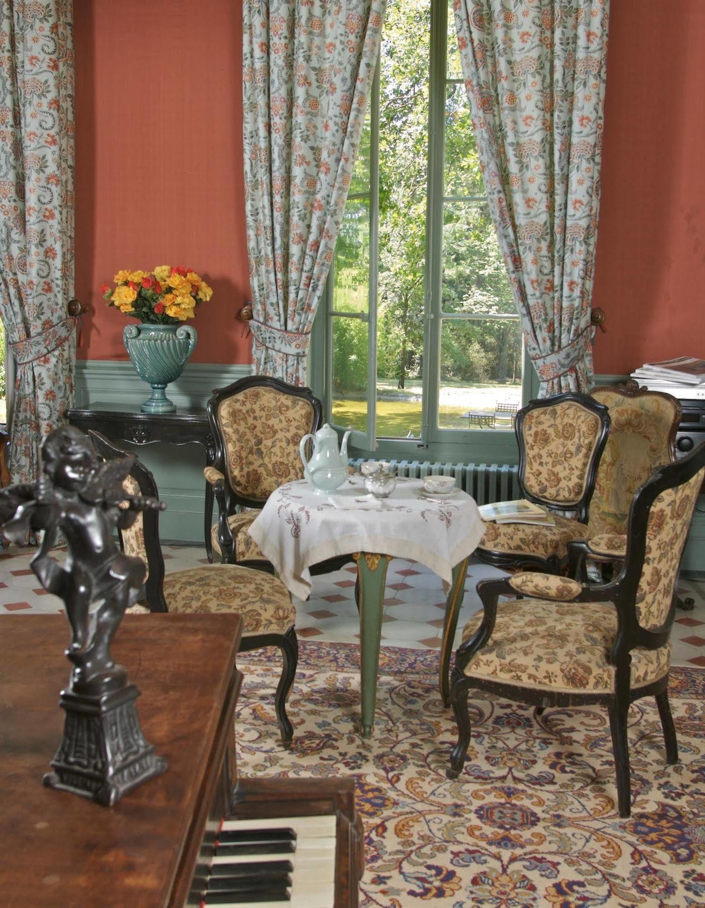 Chateau Juvenal Hotel Saint-Hippolyte-le-Graveyron Kültér fotó